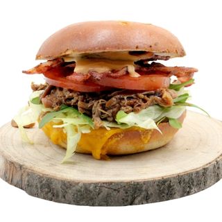 Pulled chicken burger