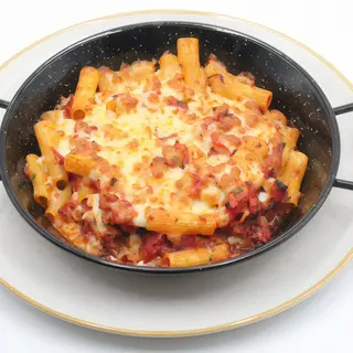 Rigatoni al forno arrabbiata