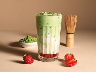 COOL MATCHA TRUSKAWKOWA 400 ML