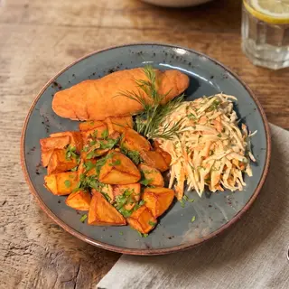 Kotlet Devolay (po kijowsku) z masłem i koperkiem