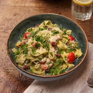 Pappardelle z pesto bazyliowym
