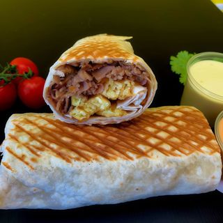 Tortilla z frytkami średnia