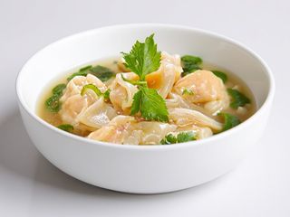 04.Zupa Wonton