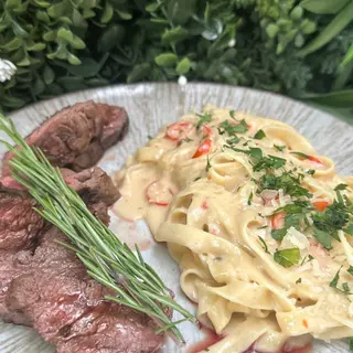 Papardelle z polędwicą wołową