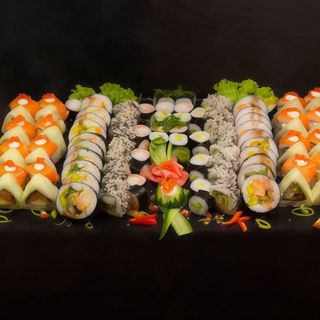 Zestaw Luksusowy z kawiorem 104 szt.