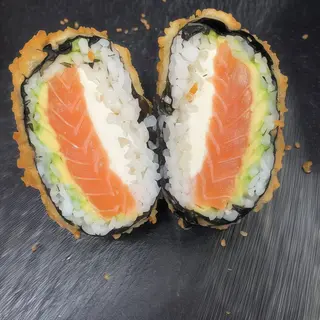 Burger Sushi z surowym łososiem