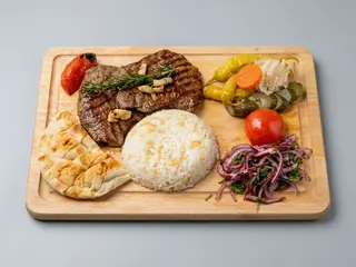 Beef Tenderloin (Dana Bonfile)