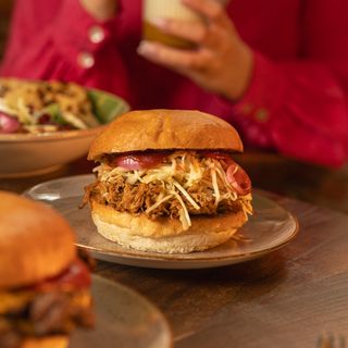 Pulled Pork Burger