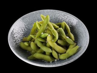 14. Strąki edamame (150g)
