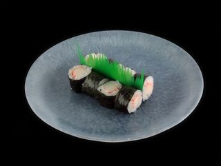 107. Hosomaki z surimi