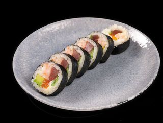 62. Futomaki Rainbow