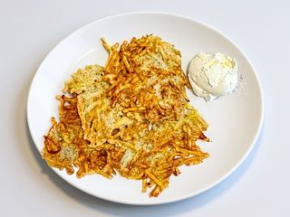 Placki ziemniaczane (4zt) podawane ze śmietana