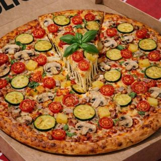 Pizza omega 32cm