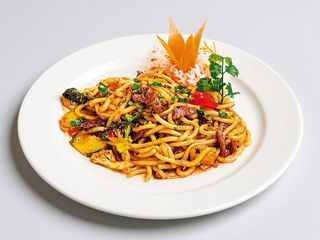 Makaron Udon z wołowiną