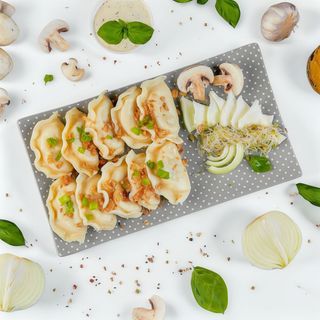 Z kapustą i pieczarkami