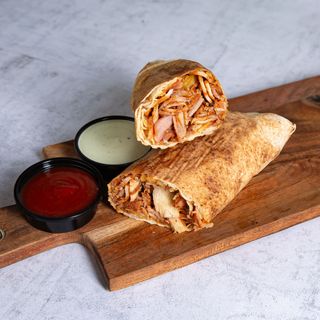 Bekon rollo z surówkami mały