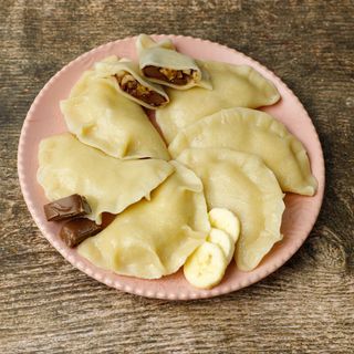 Pierogi z bananem i nutellą