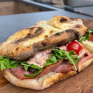 Włoska kanapka Panouzzo