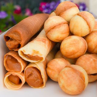 Zestaw orzeszki i rurki z kajmakiem