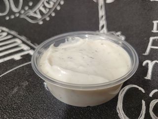 Sos czosnkowy lagodny