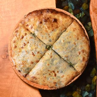 Chaczapuri ze szpinakiem i serem