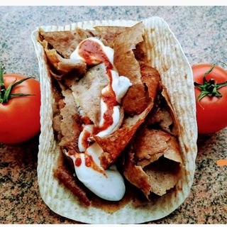 Kebab w cieście samo mięso
