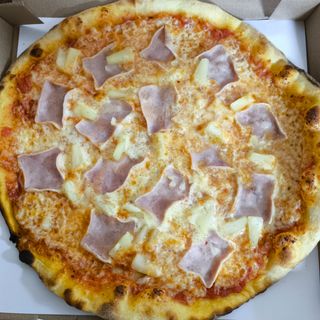 Pizza Vesuvio