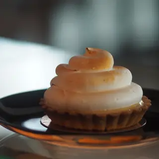 Tarta limonkowa z pianką