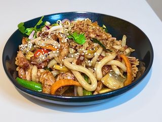 Makaron Udon z kurczakiem