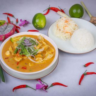 Kurczak w sosie curry thai