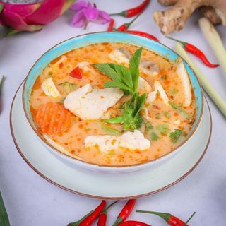 Tom Yum z kurczakiem