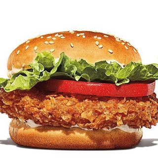 HAMBURGER Z KURCZAKIEM