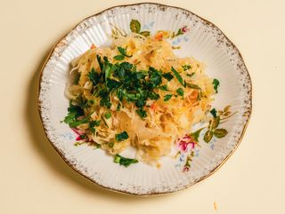 SURÓWKA Z KISZONEJ  KAPUSTY