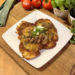 Placki po węgiersku 2 sztuki