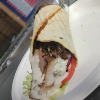 Lahmacun z frytkami (8)