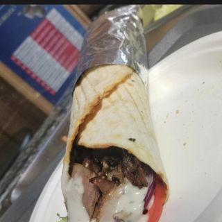 Lahmacun z serem (10)