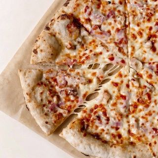 CARBONARA PIZZA