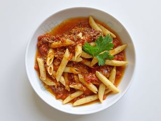 Penne w sosie bolognese