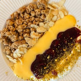 Granola Orange Curd