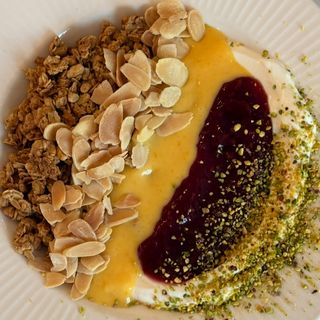 Granola Lemon Curd