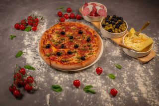 Pizza Cacciatore