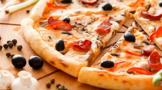 41. Pizza Czerwona 50cm