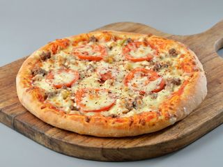 7. Pizza Pomidorowa 33cm