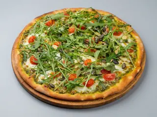 48. Pizza Zielona 33cm