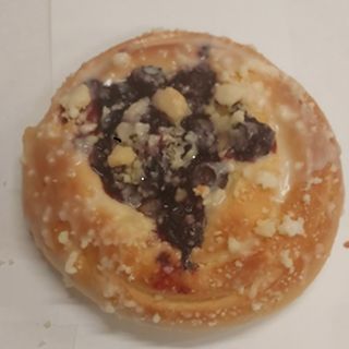 Drożdżówka z borówkami i budyniem 120 g
