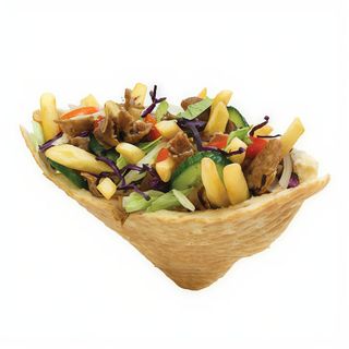 Kebab w bułce z frytkami 596g