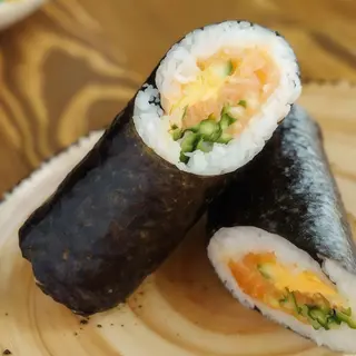 Handroll z rybą maślaną