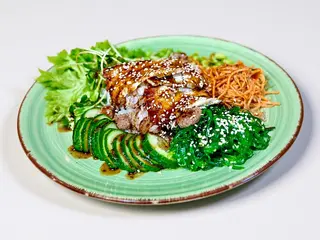 Sałatka Unagi