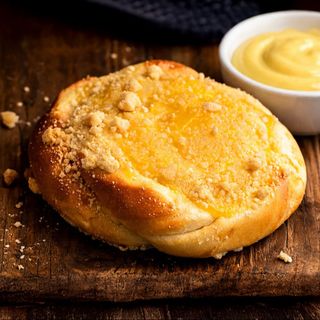 Drożdżówka z nadzieniem budynowym