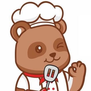 Pierś z kurczaka sous-vide w sosie z suszonych pomidorów i szpinaku z ryżem i warzywami na parze 